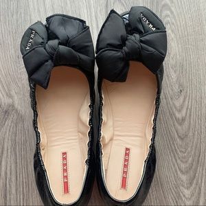 ☆ Black Prada Flats, Bow, Fits US 8